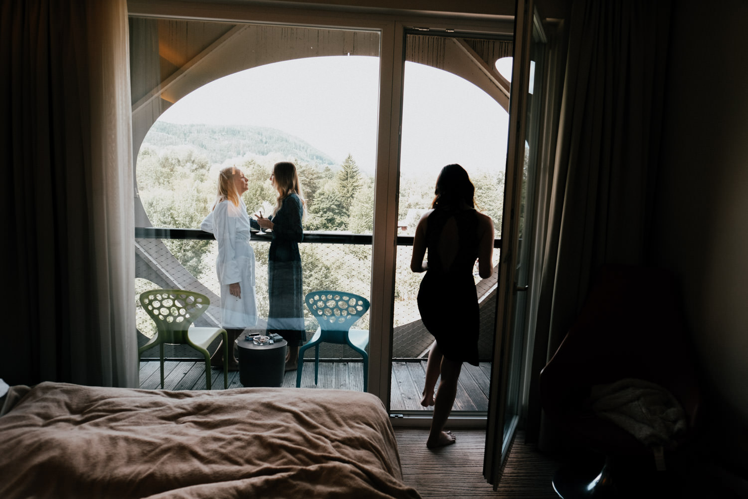 seepark-hotel-hochzeitsvorbereitung-balkon