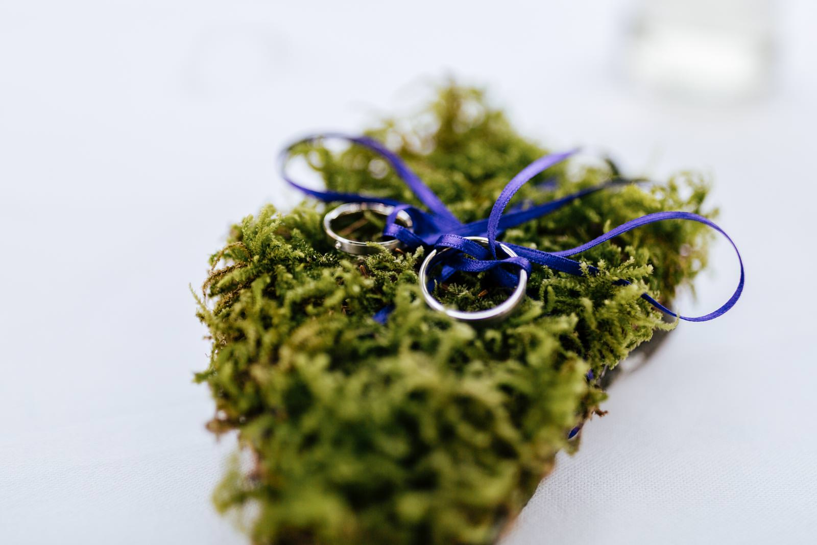 hochzeitsringe-kaernten hochzeit alte schule-ringe