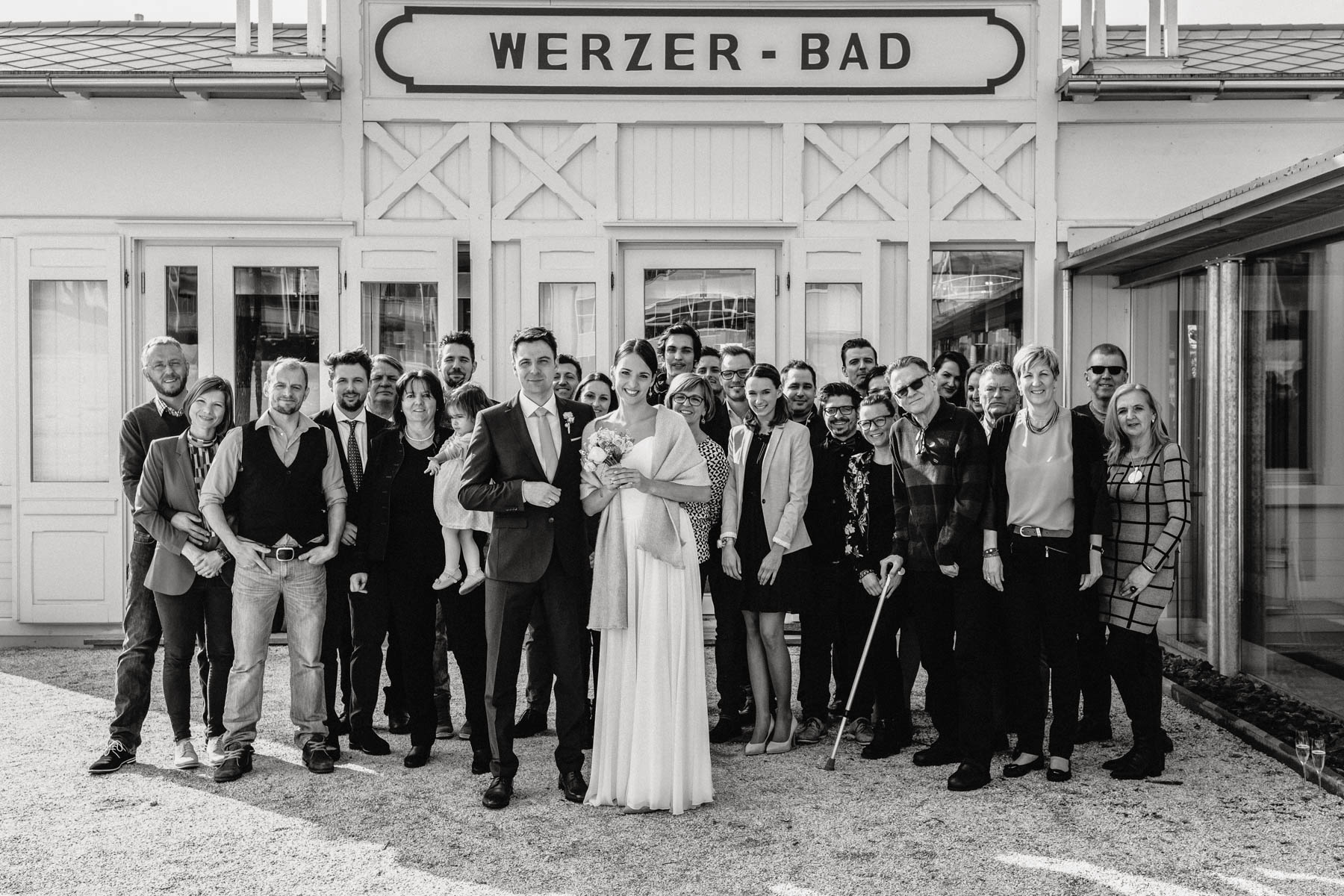 gruppenbild-hochzeit