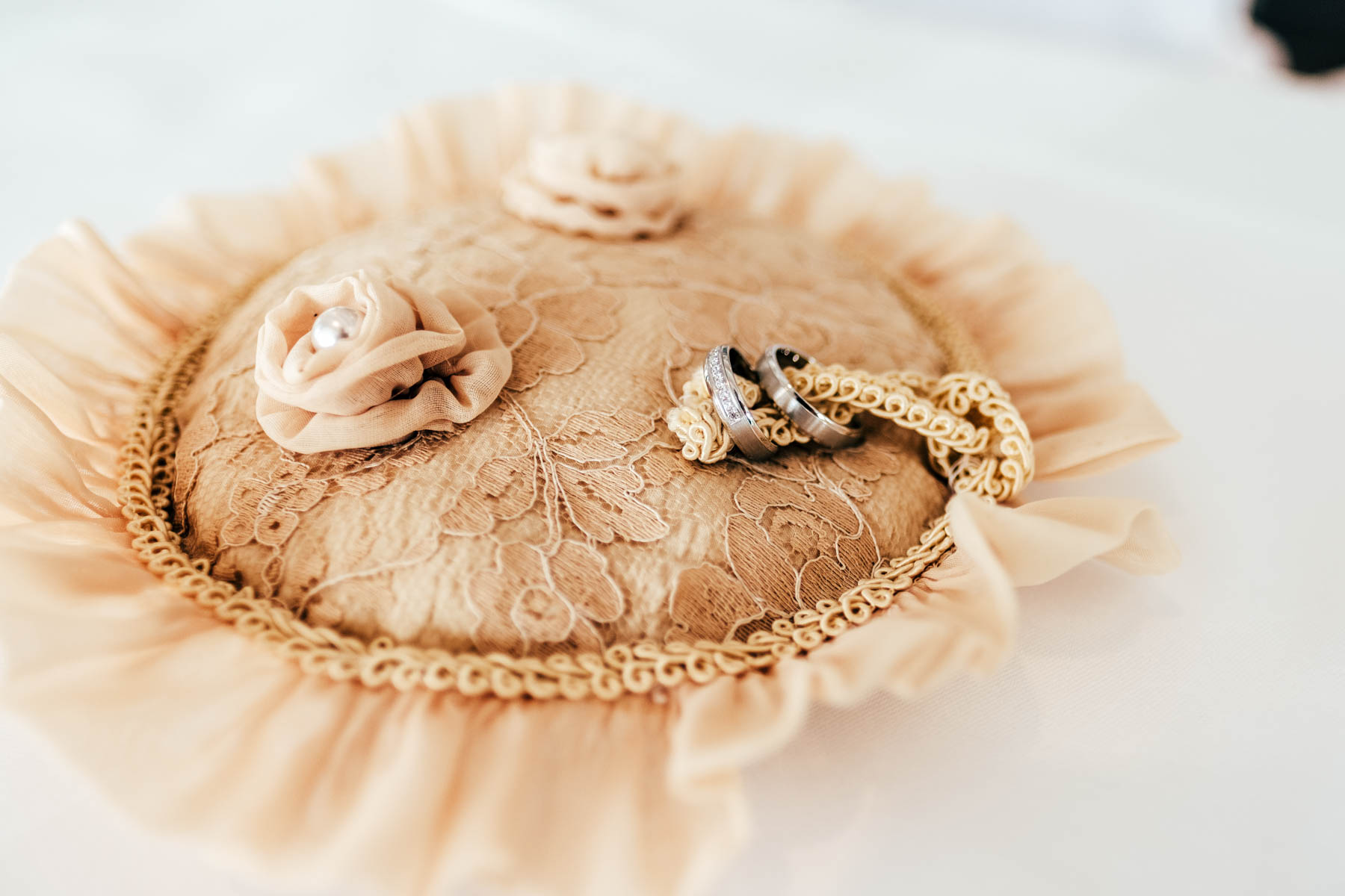 werzers badehaus-ringe-hochzeit